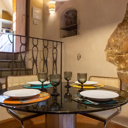 Apartment Renaissance Tower Florence